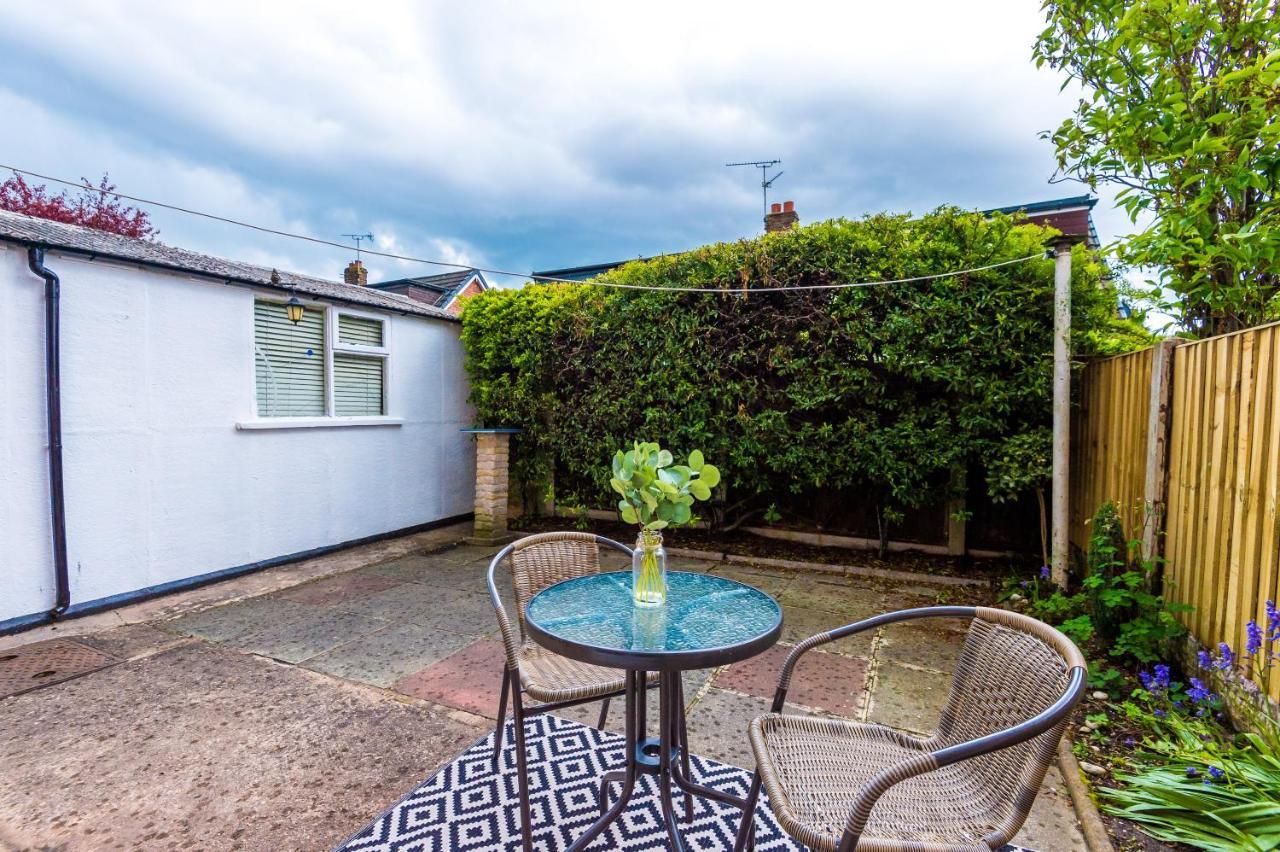 Welcoming 3 Bed Home, 10 Mins From Chester Races And Zoo Saughall Екстериор снимка
